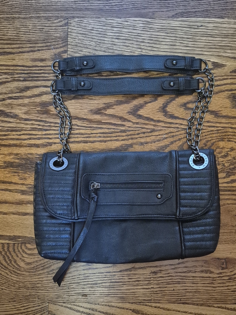 NWOT! STEVE MADDEN Chain Strap Women's Shoulder Bag in Black